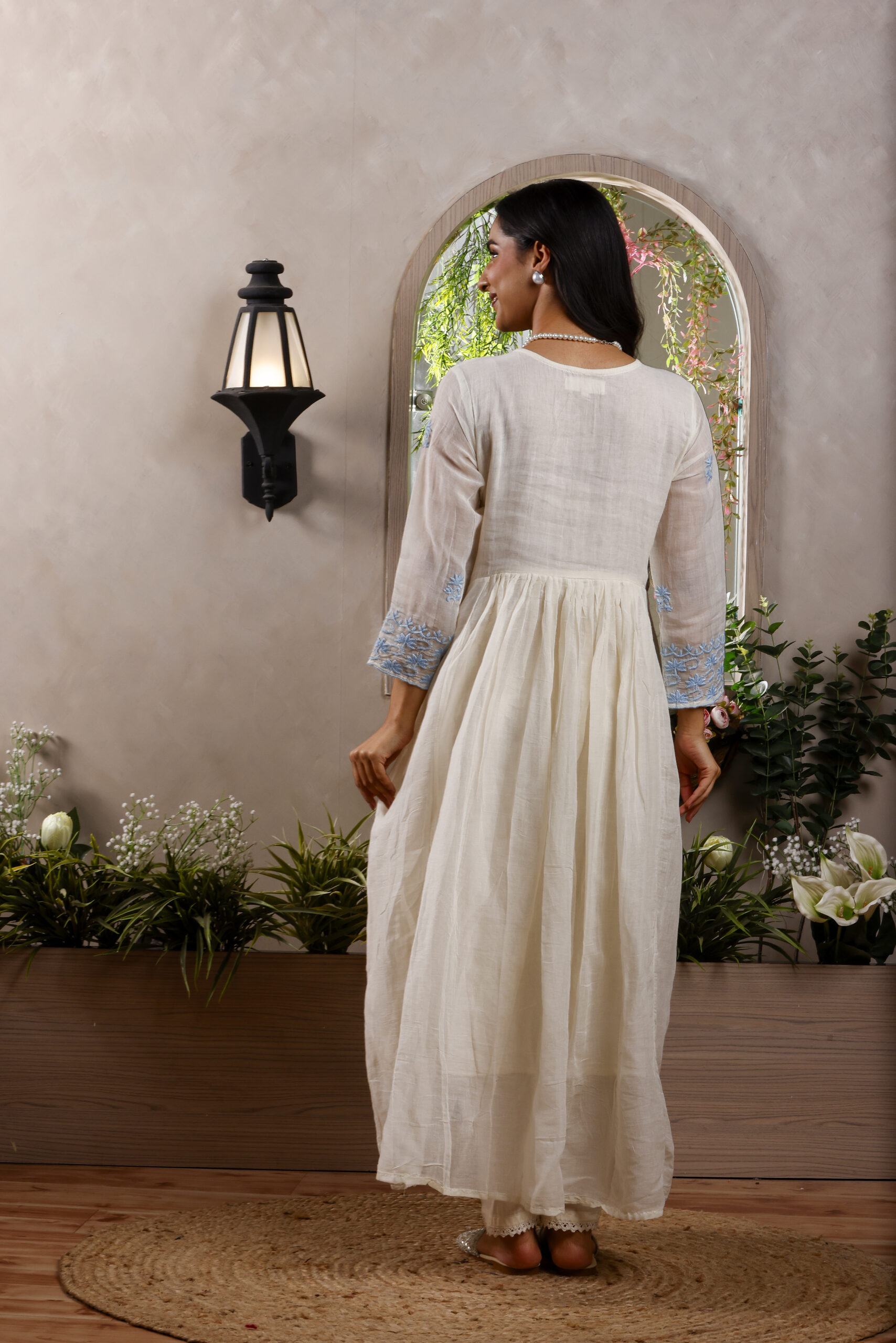 Sufaid Suit Set - Image 5