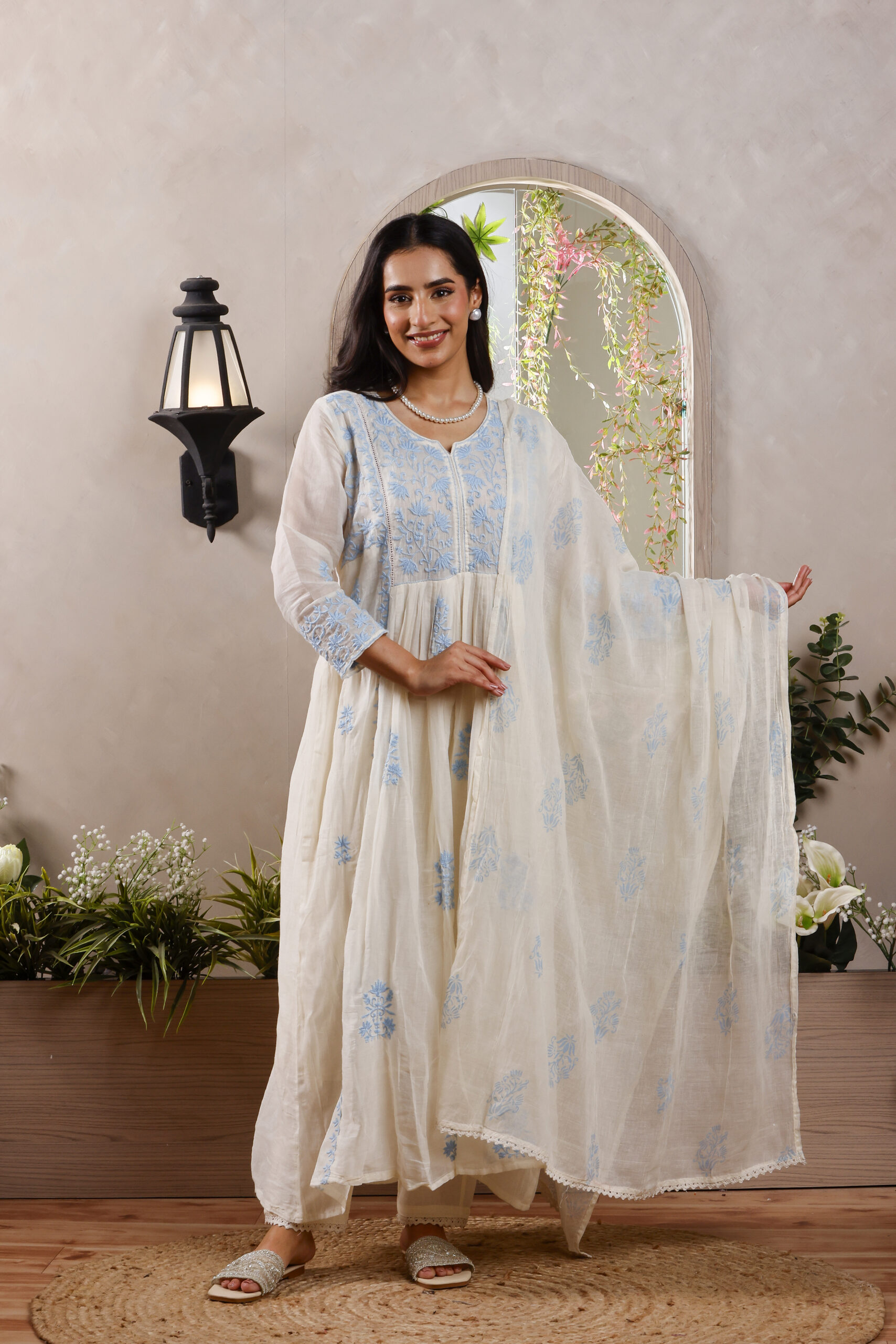 Sufaid Suit Set - Image 2